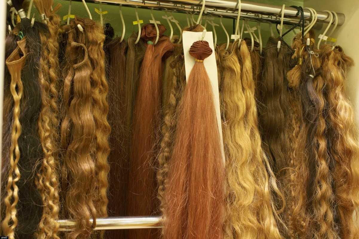 Коррекция нарощенных волос на капсулах: методика, как часто надо делать?